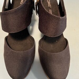 Brand new Toms heels - black - women’s size 9.